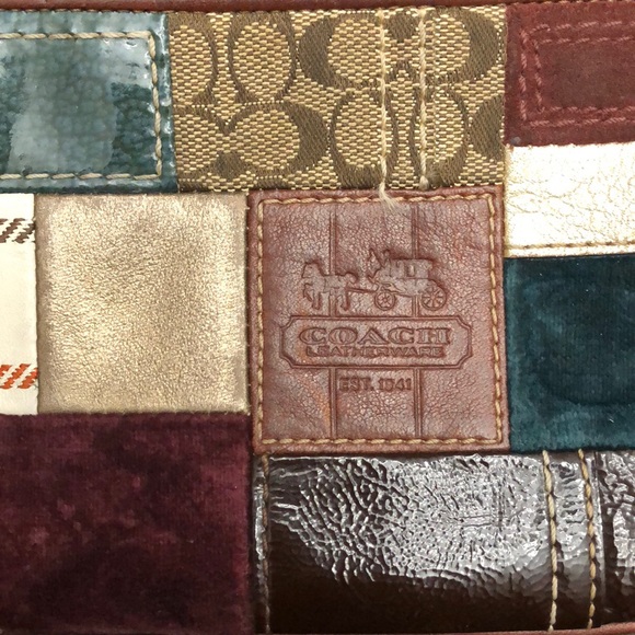 Coach patchwork multicolor wristlet - Picture 2 of 4